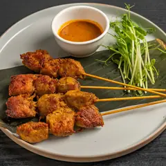 Satay Sticks with satay sauce